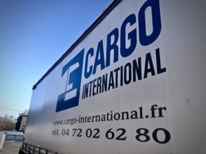 Camion cargo international tracking transport